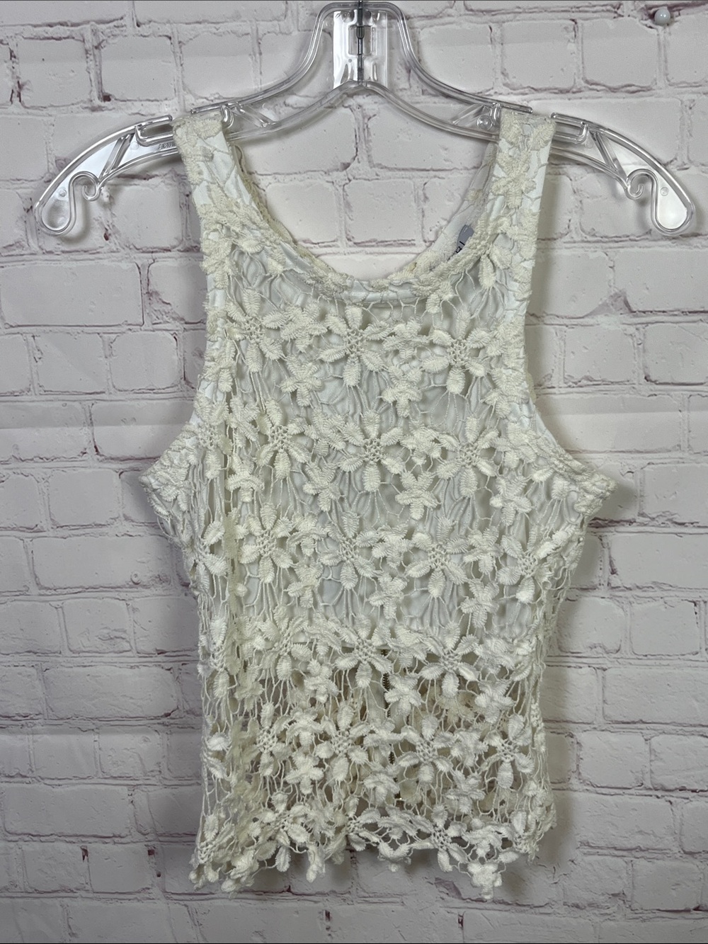 Tobi White Floral Crochet Lace Tank